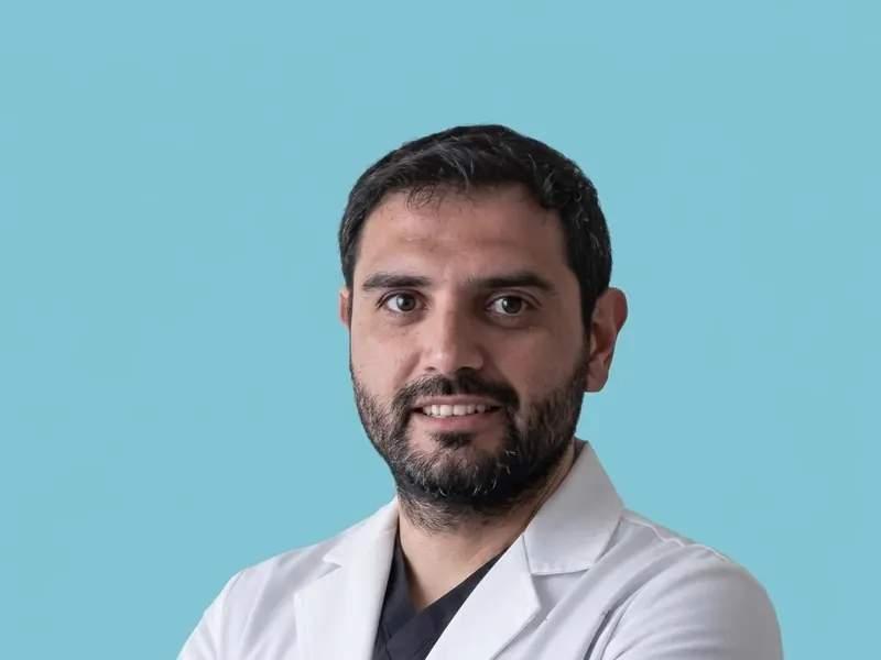 Dr. Juan Carlos Román